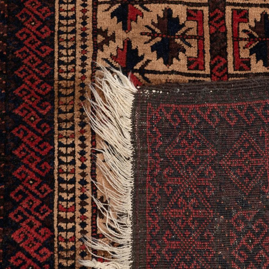 Click image for larger version  Name:	Baluch Prayer Rug 2.jpg Views:	0 Size:	202.4 KB ID:	2124