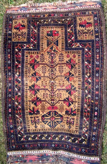 Bakhtiari Soumak Bag From South West Iran Age Circa 1875 Size 1 6 X1 6 46x46 Cm Sold Persian Rugs For Sale Rugs On Carpet Tribal Carpets